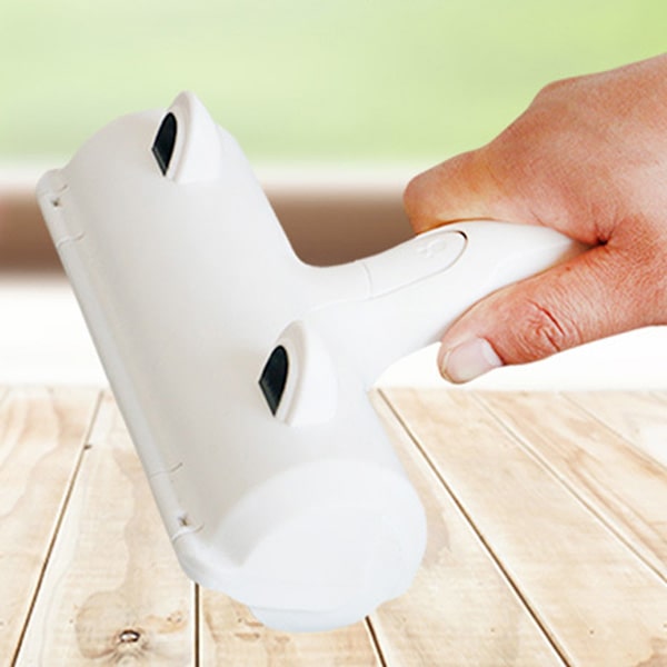 Close up of Pet Hair Remover in woman's hand